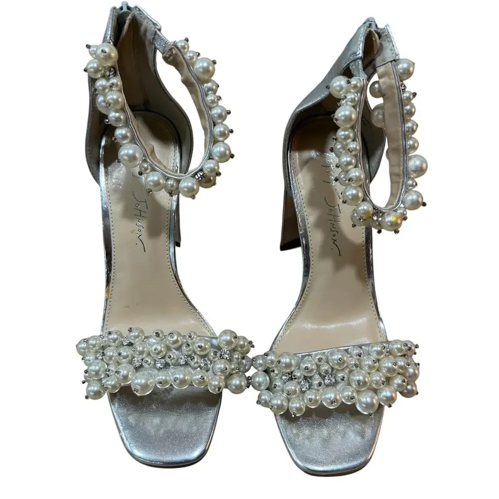 Blue by Betsey Johnson Fay Silver Pearl Rhinestone Heels Size 8.5 Bridal Wedding